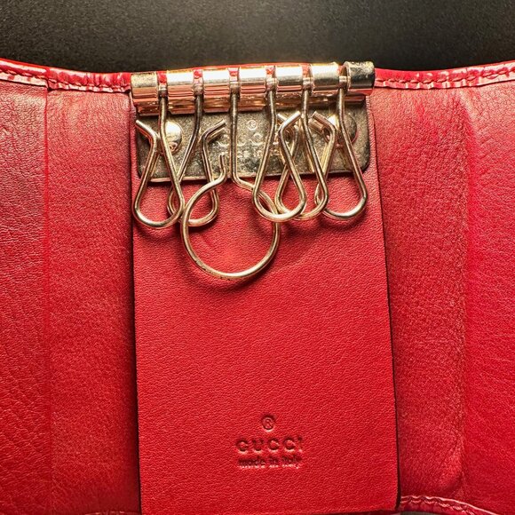 Gucci Micro Guccissima Patent Leather Key Case - EUC - Picture 5 of 6